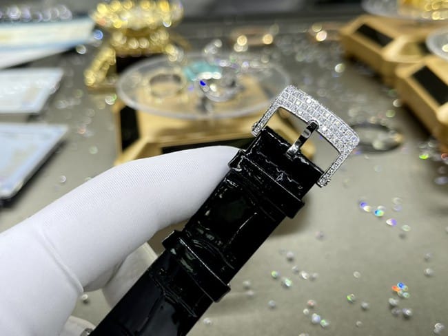Top-tier watch Van Cleef & Arpels ladies blue dial black belt fairy series leather strap watch clasp picture