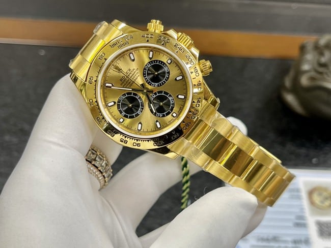 Rolextop-tier watch men's gold plate gold band Daytona series mechanical watch front view