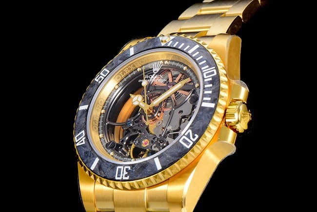 Rolextop-tier watch full hollow Submariner series men's black dial gold belt automatic movement watch side view