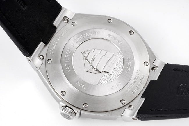 8F factory Vacheron Constantintop-tier watch Overseas series men's black dialsteel braceletautomatic movement watch back cover picture