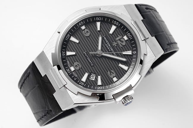 8F factory Vacheron Constantintop-tier watch automatic movement men's black dialsteel bracelet Zonghengsihai series watch front view