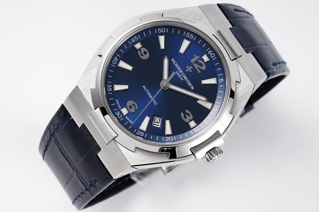 8F factory top-tier watch Vacheron Constantinautomatic movement Across the World series men's blue dialsteel bracelet watch front view