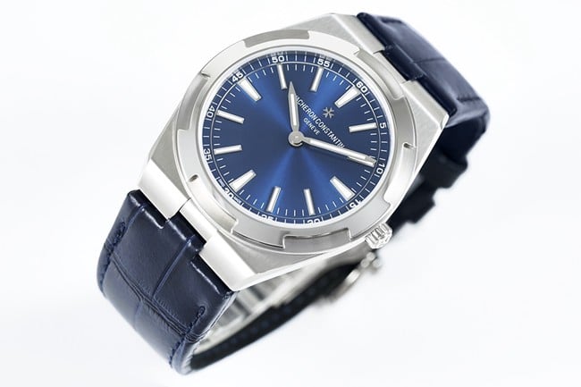 8F factory top-tier replicaVacheron Constantin men's blue dialrubber strap ultra-thin series self-winding mechanical watch front view