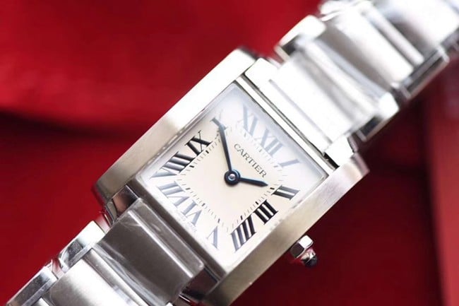 8848F factory top-tier watch Cartier women's white dialsteel bracelet tank series quartz watch front view