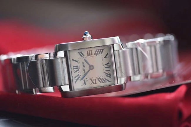 8848F factory top-tier watch Cartier women's white dialsteel bracelet tank series quartz watch front view