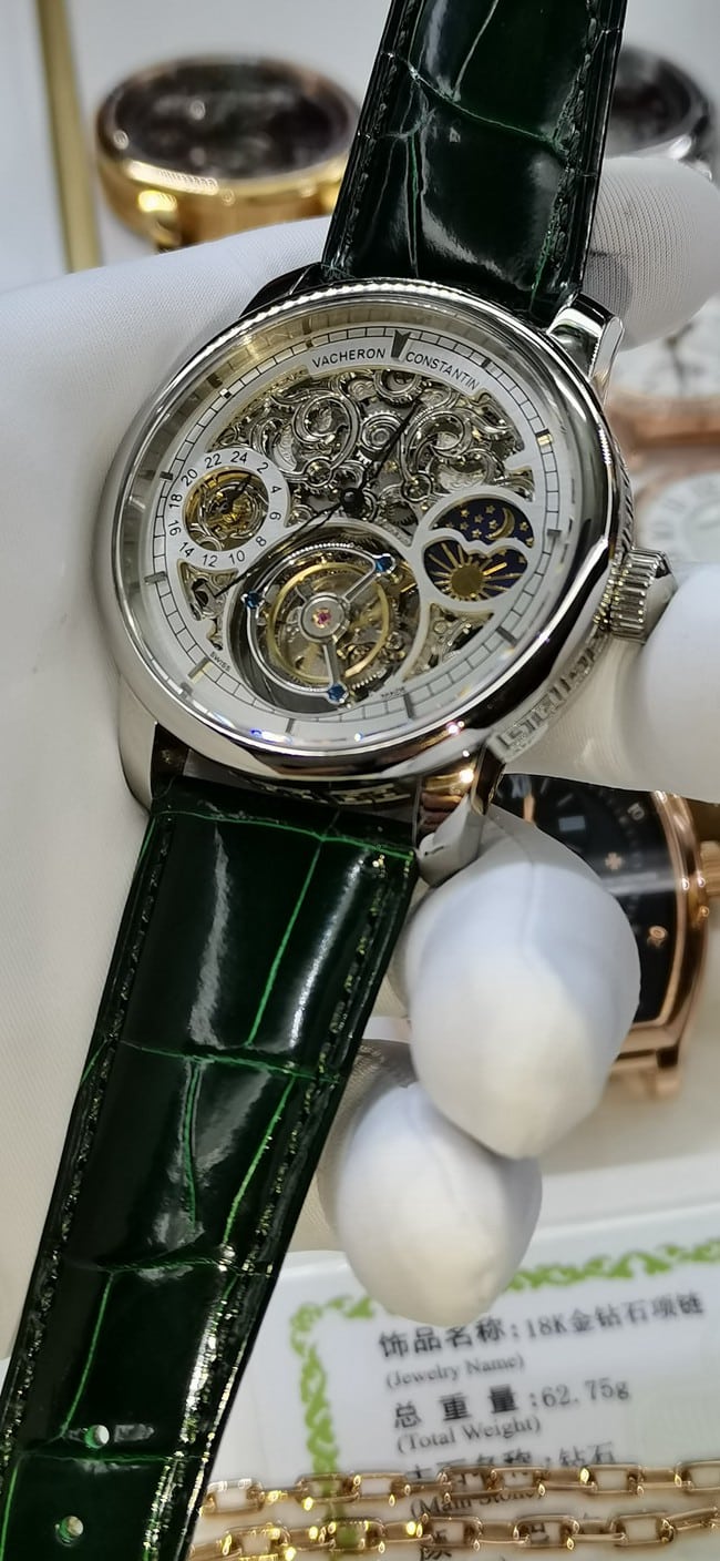 top-tier watch Vacheron Constantin men's white dial green strap fully automatic movementleather strap watch detail shots