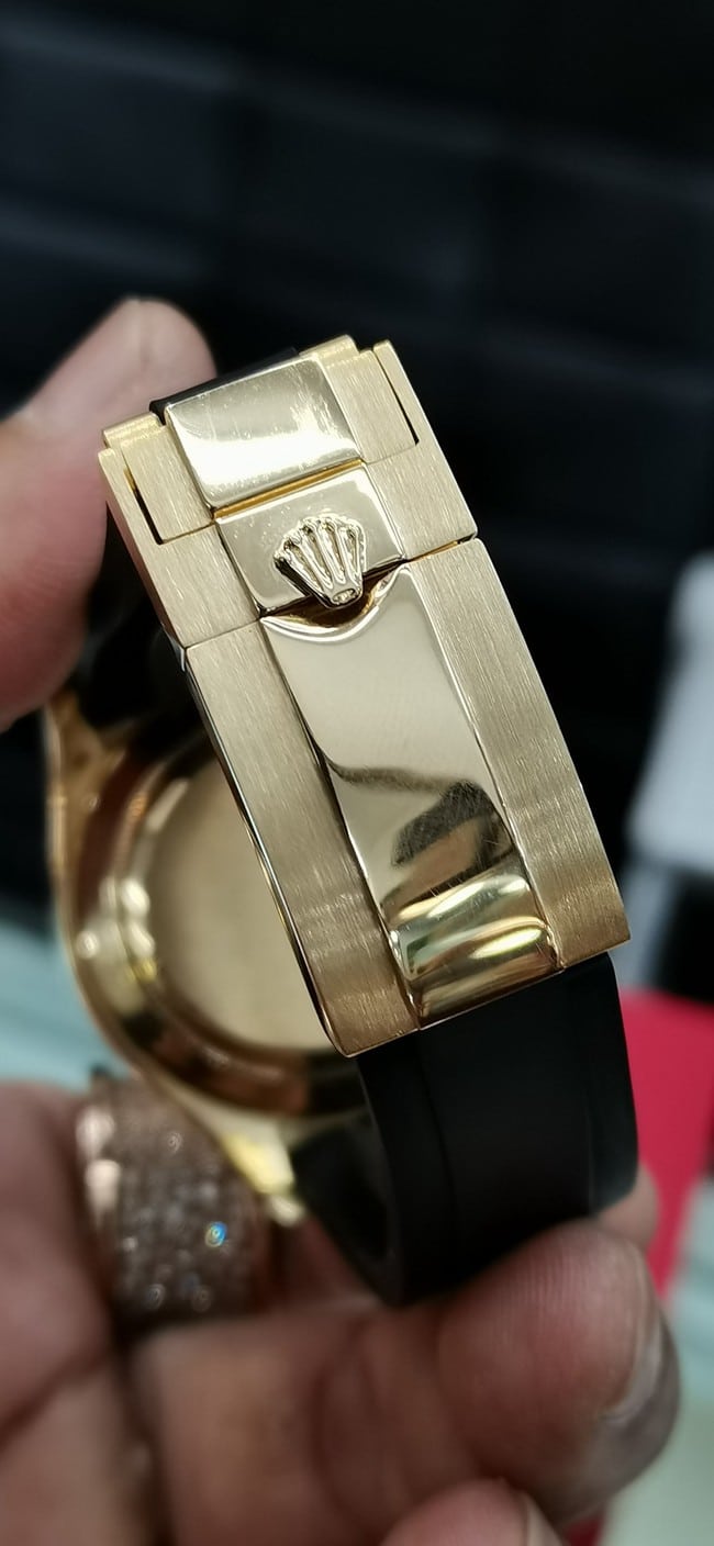 top-tier watch Rolex fully automatic movement men's black dialrubber strap watch clasp picture