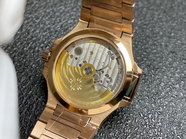 3K Factorytop-tier watch Patek Philippe women's white dialsteel braceletNautilus series automatic movement watch movement picture