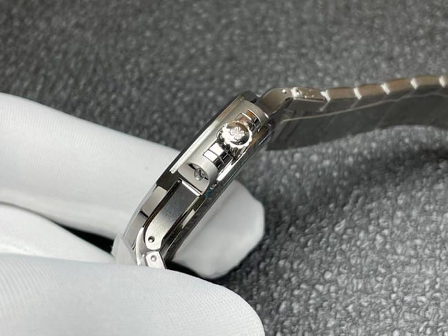 3K FactoryPatek Philippetop-tier watch women's white dialsteel bracelet fully automatic movementNautilus series watch side view