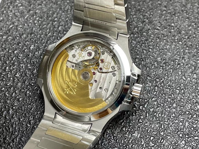 3K FactoryPatek Philippetop-tier watch women's white dialsteel bracelet fully automatic movementNautilus series watch movement picture