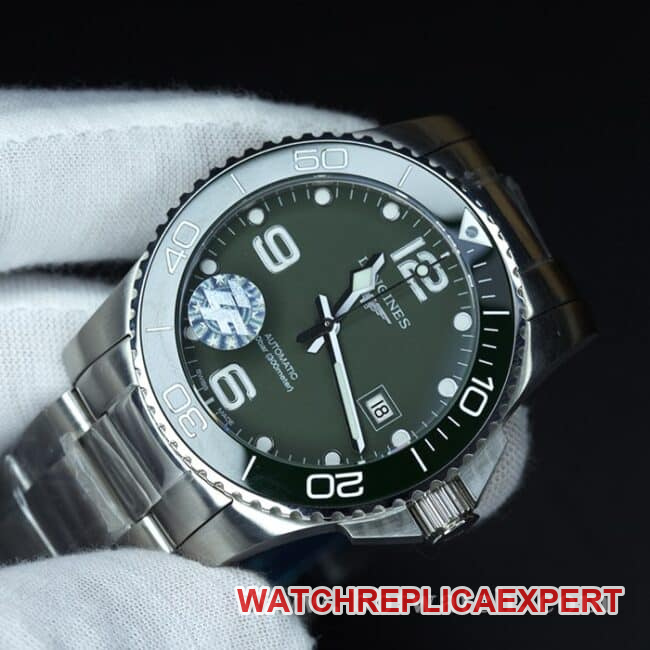 ZF FactoryLonginestop-tier watch Concas green men's black dialsteel bracelet fully automatic movement watch front view