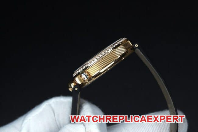 ZF Factorytop-tier watch Breguet Naples ladies' watchwhite dial black belt diamond-set mother-of-pearl full automatic movement watch side view
