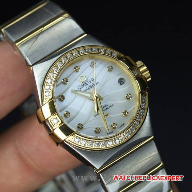 Omegatop-tier watch constellation series ladies' watchwhite dialsteel bracelet diamond-set mother-of-pearl mechanical 123.25.27.20.55.004 watch front view