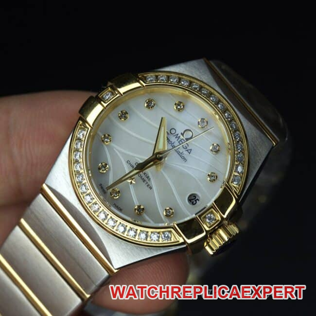 Omegatop-tier watch constellation series ladies' watchwhite dialsteel bracelet diamond-set mother-of-pearl mechanical 123.25.27.20.55.004 watch front view
