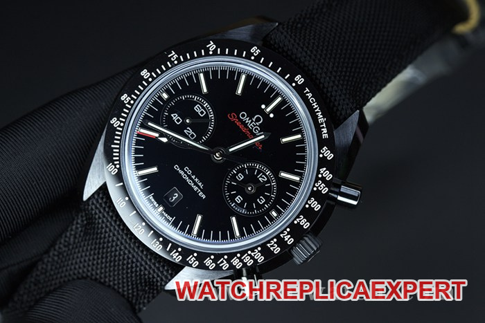 OM Factorytop-tier watch Omega Speedmaster series Dark Side of the Moon ceramic9300 men's black dial nylon strap mechanical watch front view