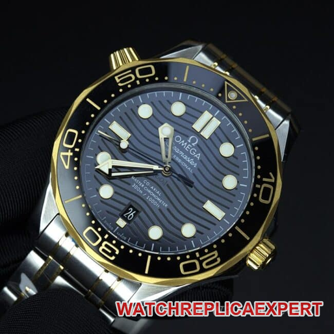 VS FactoryOmegatop-tier watch Seamaster series 300 gold steel bracelet ceramic bezel8800movement fully automatic movement watch front view