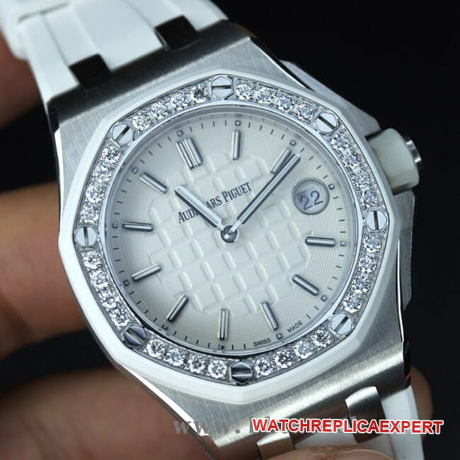 top-tier watch Audemars PiguetRoyal Oak diamond ladies white dial watch white rubber strapquartz movement watch front view