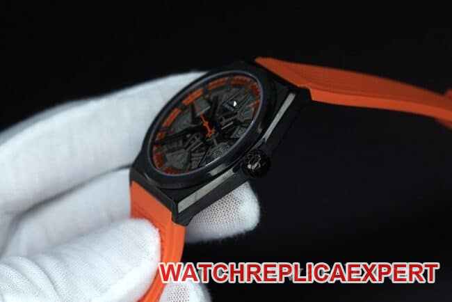 Zenith top-tier watch DEFY men's gray plate hollow mechanical titanium alloy rubber bracelet mechanical watch side view