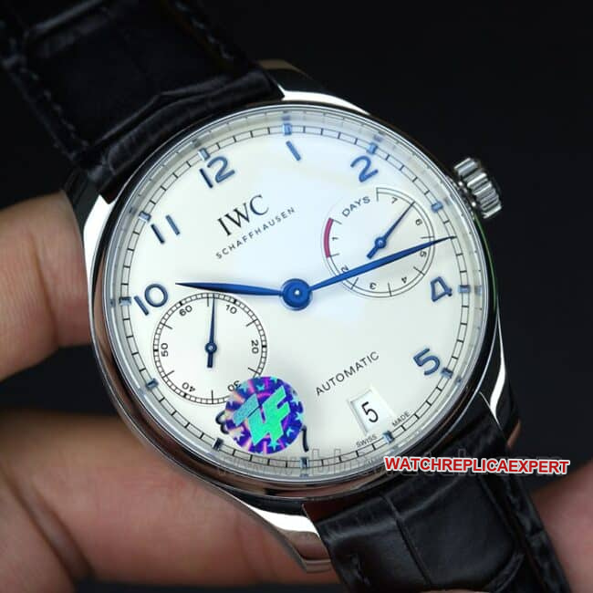 ZF Factorytop-tier watch Portuguese 7 roasted blue needle 7-day chain men's white dial black belt high-value mechanical leather strap watch front view