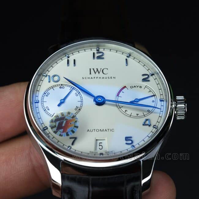 ZF Factorytop-tier watch Portuguese 7 roasted blue needle 7-day chain men's white dial black belt high-value mechanical leather strap watch front view
