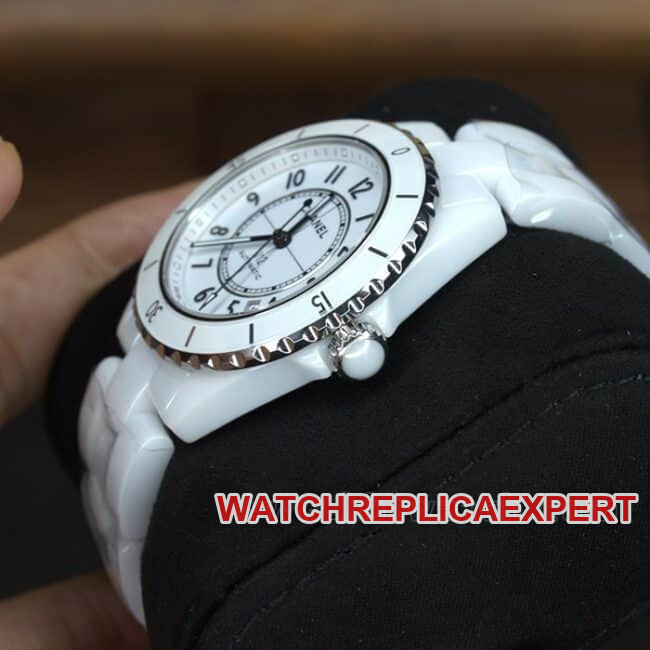 BV Factory Top Chanel J12 Series Ceramic Women's Watch White Plate Rubber Belt Automatic Mechanical Watch Side View