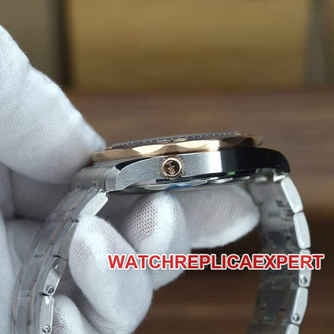 vs factory top-tier watch Seamaster series 300 gold blue dial8800 men's blue dialsteel braceletmechanical movement watch side view