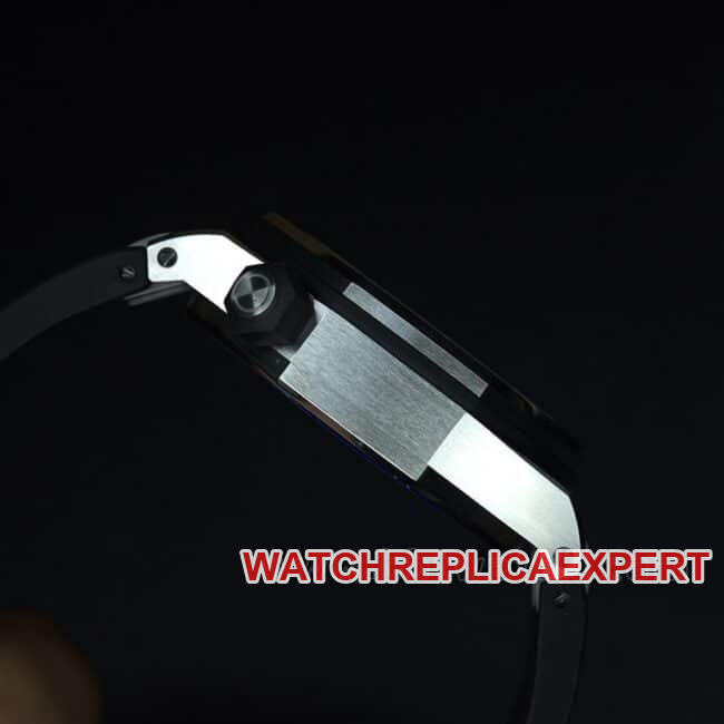 ZF FactoryAudemars Piguettop-tier watch Royal Oak15703top-tier quality super lume men's black dialsteel braceletautomatic movement watch side view