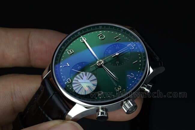 YL factory top-tier watch IWC green Portuguese watch 150th anniversary commemorative model men's green dial black belt full automatic movement see-through bottom leather strap watch side view