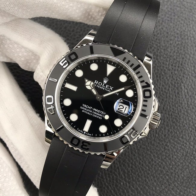 EW Factorytop-tier watch Rolex men's black dialrubber strap Yacht-Master 42 series automatic movement watch front view