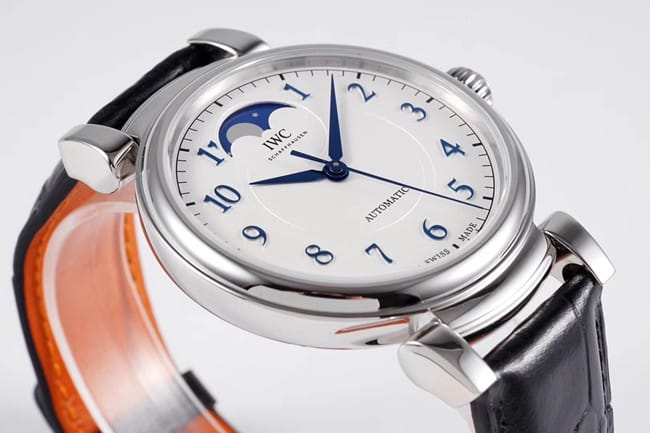 AI factory IWC top-tier hand expression Vinci classic moon phase men's black dial black belt mechanical watch detail shots