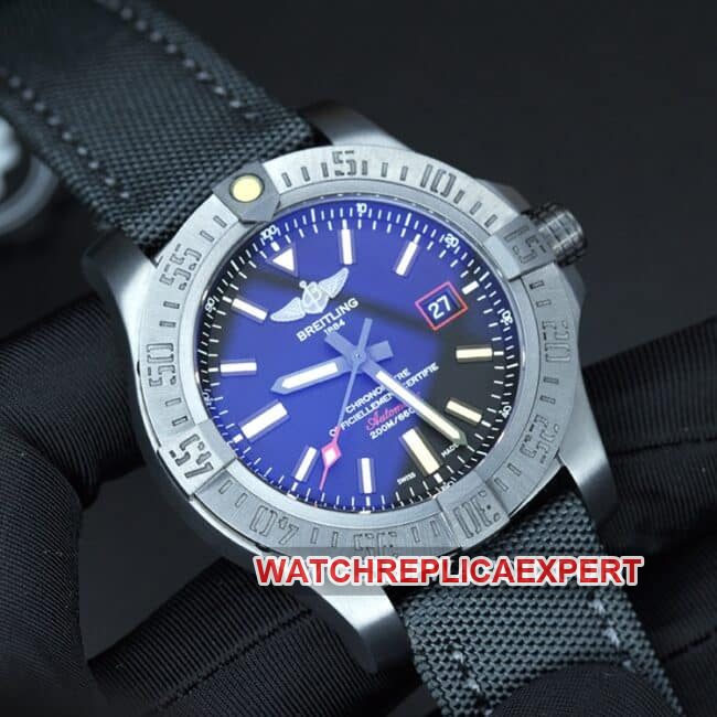 ZF Factorytop-tier watch Breitling Blackbird Scout V2 version men's blue dial nylon strap watch front view