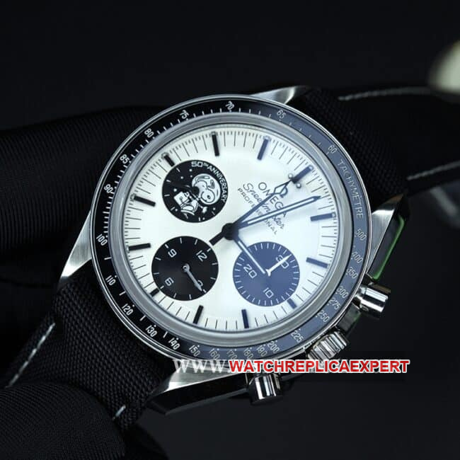 OM FactoryOmegatop-tier watch men's white dial nylon strap manual winding Speedmaster series watch front view