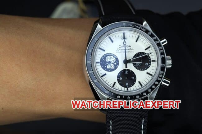 OM FactoryOmegatop-tier watch men's white dial nylon strap manual winding Speedmaster series watch front view