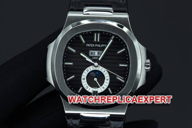 GR factory Patek Philippetop-tier watch Nautilus annual calendar watch 5726 series automatic movement front view