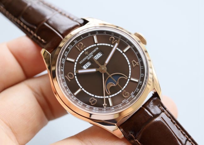 Vacheron Constantintop-tier automatic movement full date display series men's brown plate brown belt watch front view