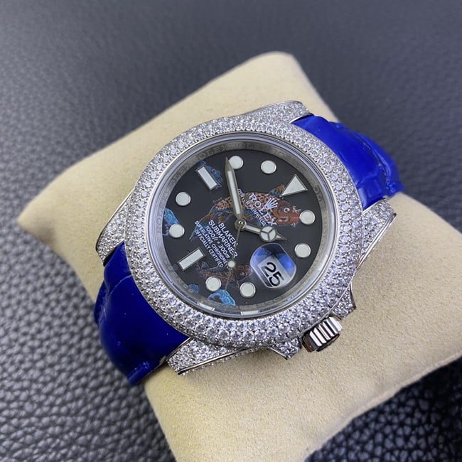 top-tier replicaRolexsuper watch Submariner series full automatic movement men's black dial blue belt front view