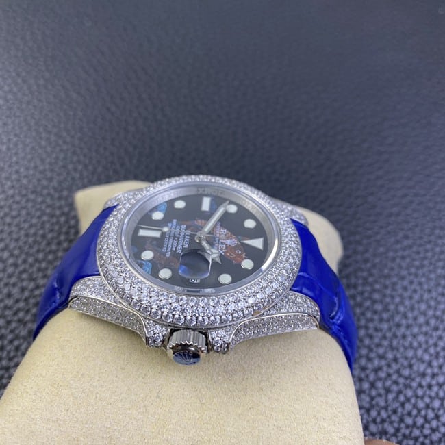 top-tier replicaRolexsuper watch Submariner series full automatic movement men's black dial blue belt side view