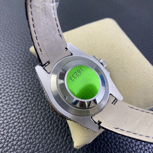 Rolextop-tier watch men's black dial black belt Submariner series fully automatic movementleather strap back cover picture
