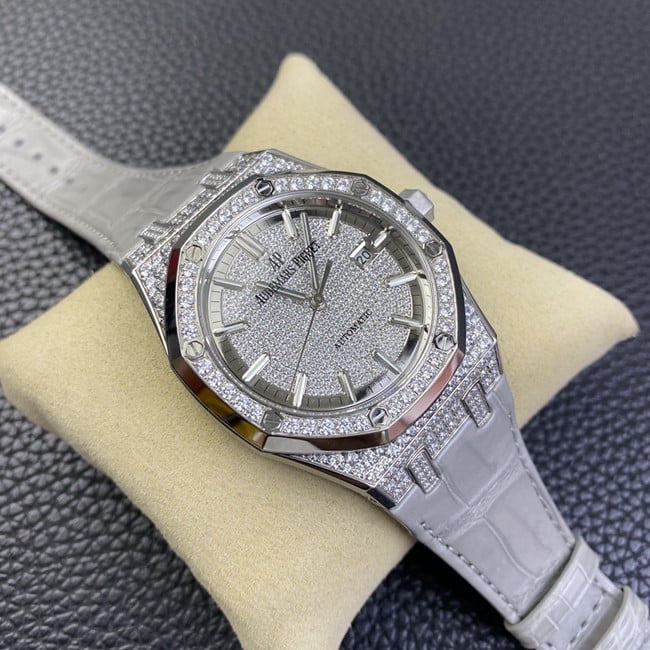 Audemars Piguettop-tier watch men's white dial gray belt Royal Oak series fully automatic movementleather strap front view