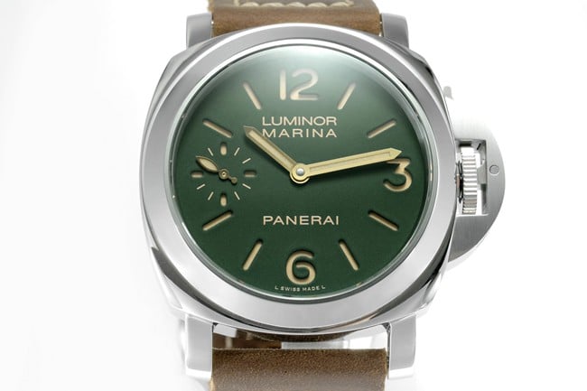 HW F factory top-tier replicaPaneraihigh-quality men's green dial brown belt manual winding leather strap watch front view