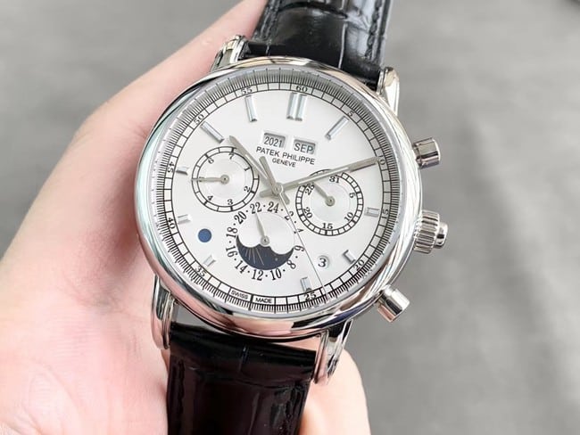 Patek Philippetop-tier watch complex function chronograph series men's white dial fully automatic movementleather strap front view