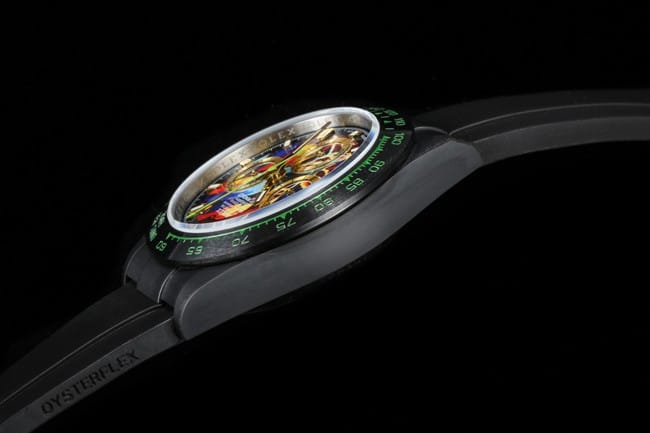 TW factory top-tier replicaRolex men's watch fully automatic movement men's gold plate rubber strap side view