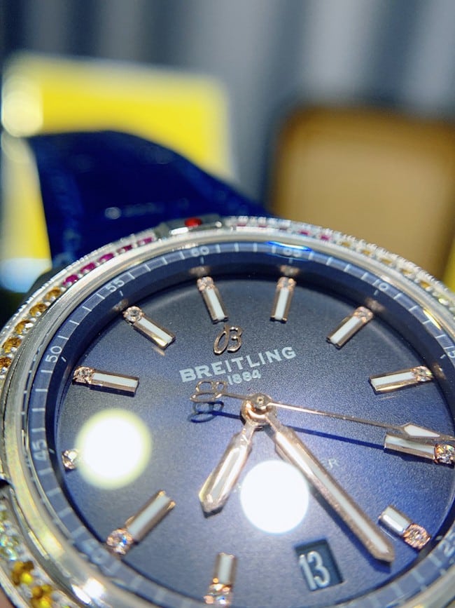 Breitlingtop-tier replicahigh-quality ladies blue dial blue belt automaticchronograph South China Sea capsule series leather strap watch detail shots