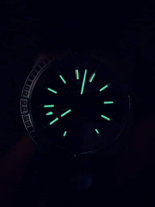 Breitlingtop-tier watch Nanhai capsule series fully automatic movementleather strap women's white dial black belt lume picture