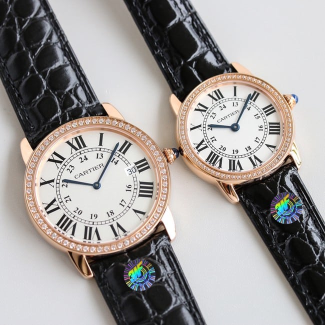 top-tier replicaCartierhigh-quality watch London series couple white dial black belt quartzleather strap front view