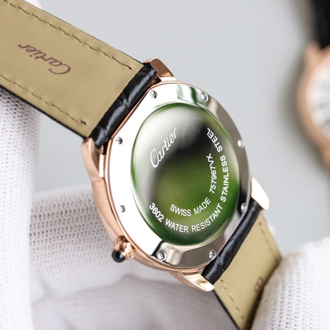 top-tier replicaCartierhigh-quality watch London series couple white dial black belt quartzleather strapmovement picture