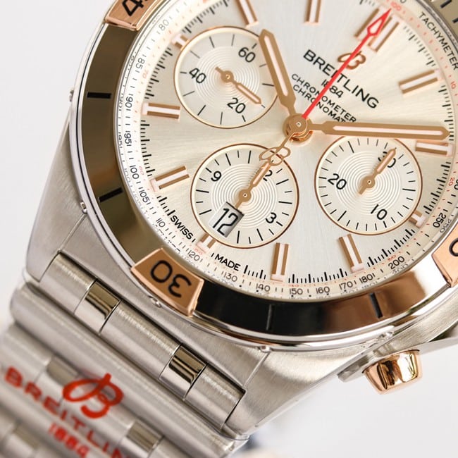 top-tier replicaBreitlinghigh-quality bullet chainAsia-7750movement42mm white dialsteel bracelet men's detail shots