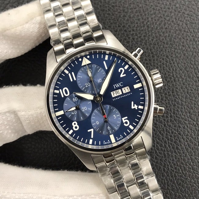 top-tier replicaIWCsuper cloneAZ pilot series men's blue dialsteel bracelet41MM fully automatic movement watch front view