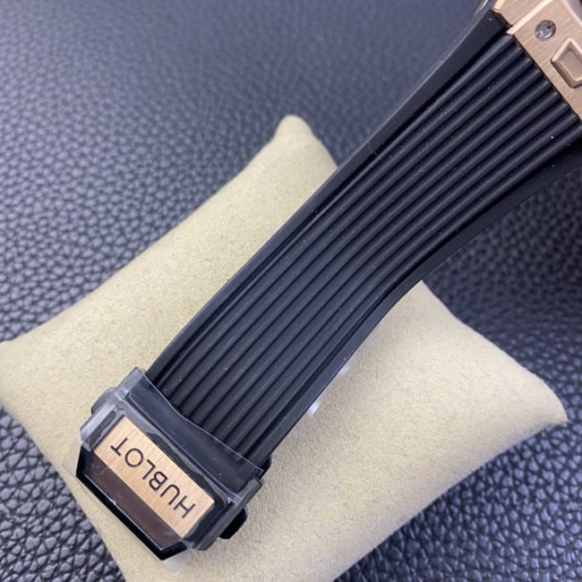 Hublot top-tier watch Big Bang series men's black dialrubber strap fully automatic movementclasp picture
