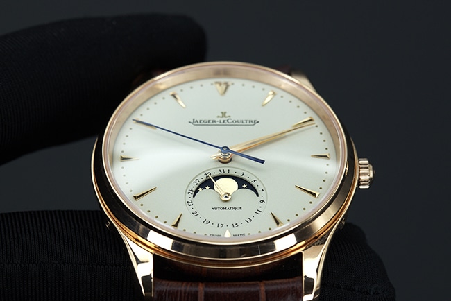 top-tiersuper cloneZFJaeger-LeCoultre Master moon phase1362510 Is the quality reliable? Master moon phasereplica watch real shot details front view